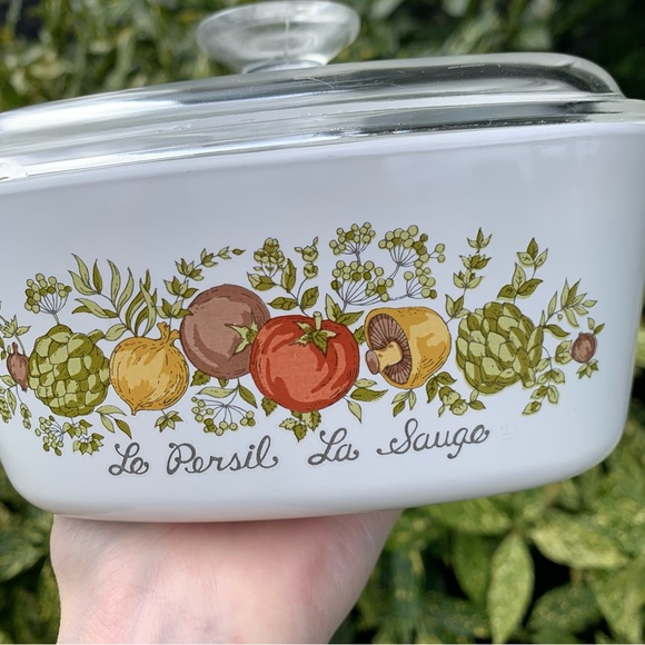 Vintage Rare Corningware 1.5qt Casserole Baking Dish Spice of Life w/ Pyrex Lid - Picture 2 of 11